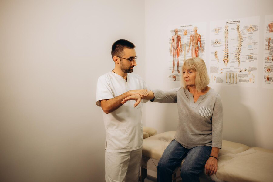 Transform Your Health: Choosing a Chiropractor Near Me